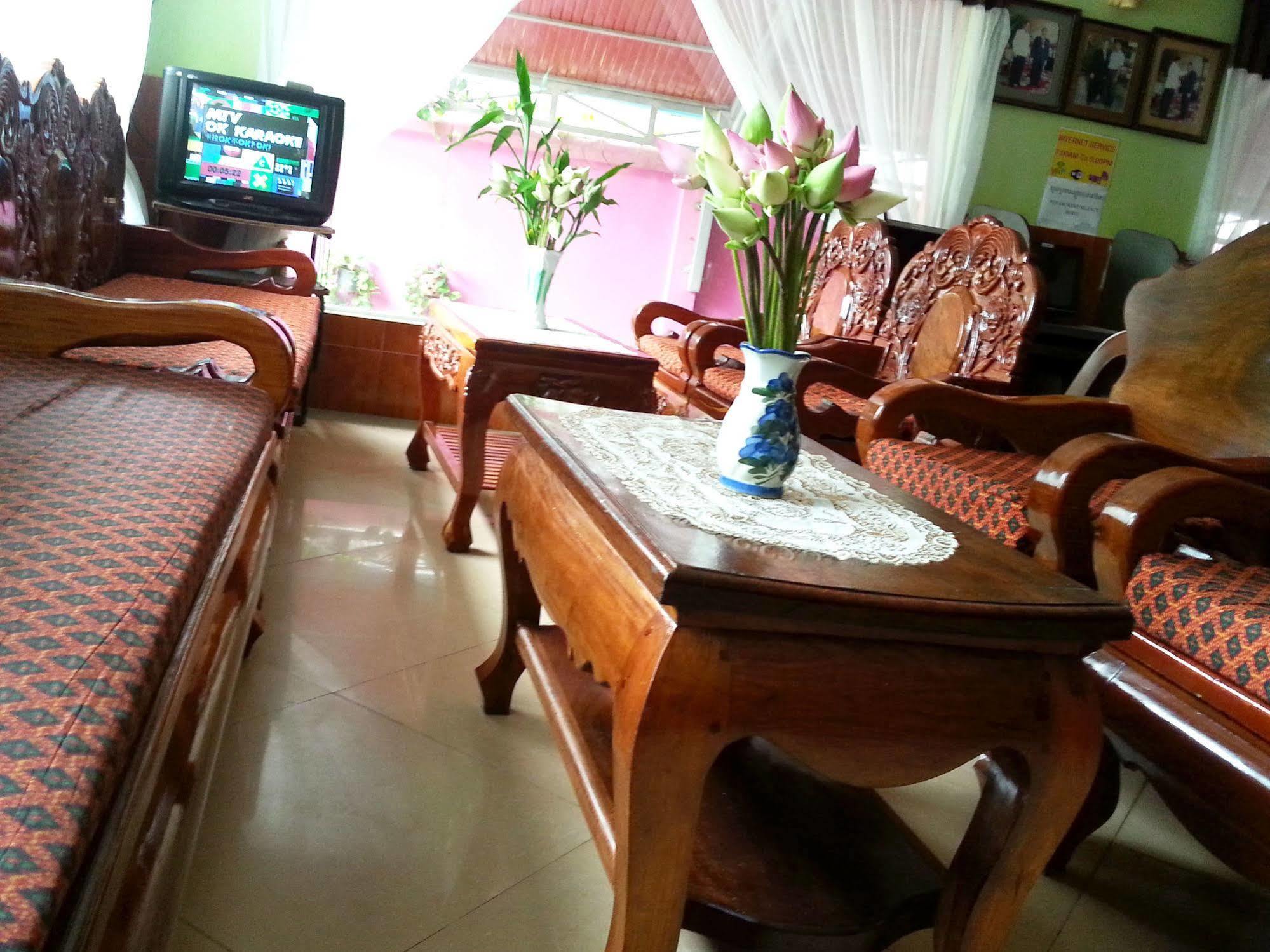 Ta Som Guesthouse&Tour Services Siem Reap Extérieur photo