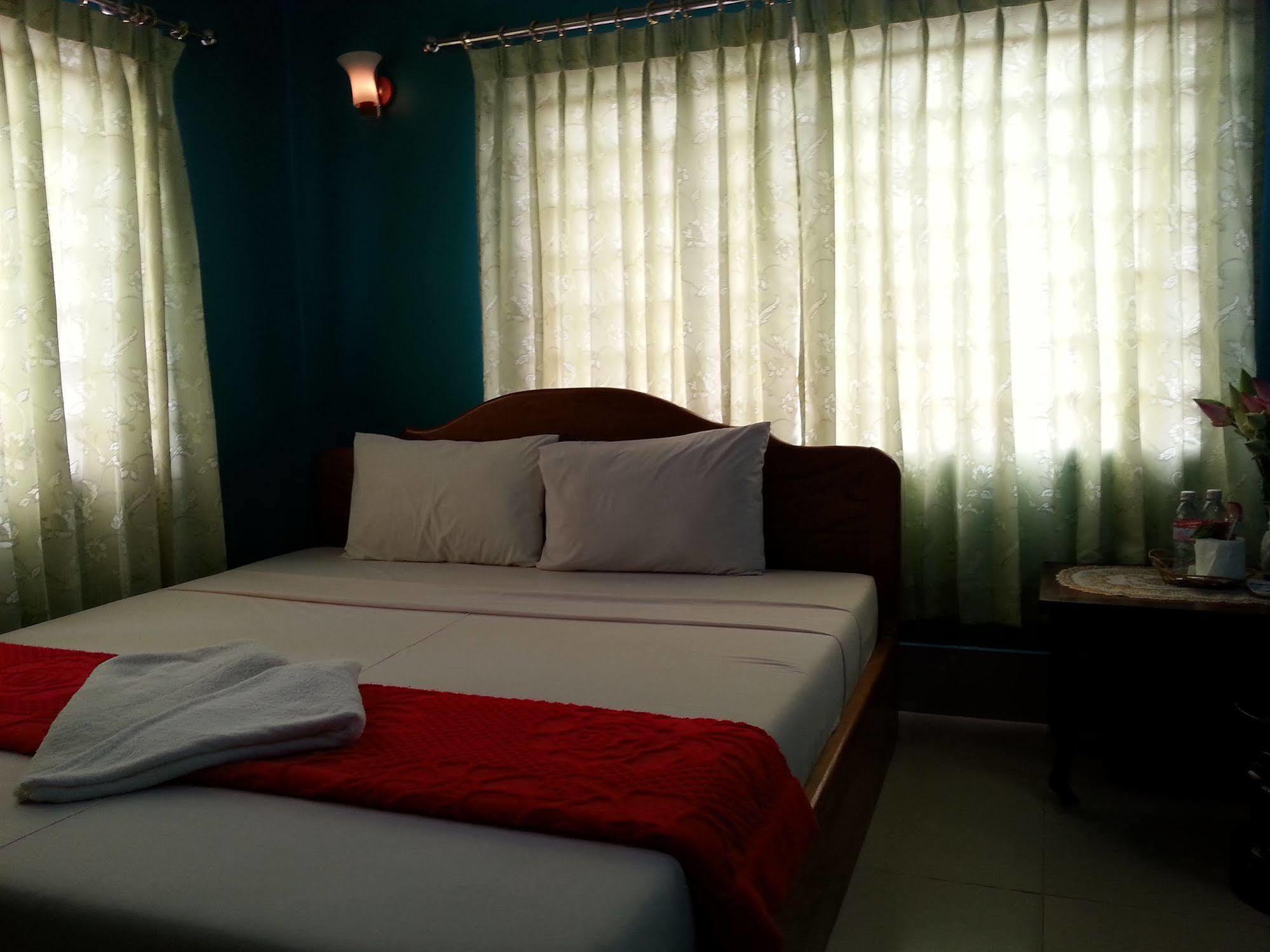 Ta Som Guesthouse&Tour Services Siem Reap Extérieur photo